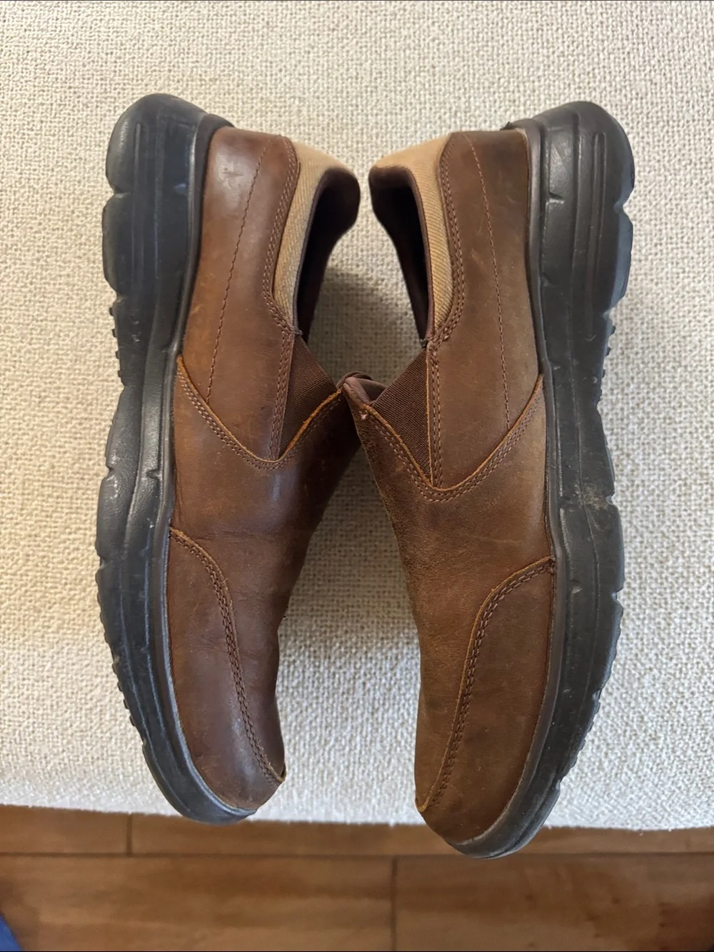 Skechers relaxed fit Men’s Brown Leather Slip-On Casual Loafers 9.5